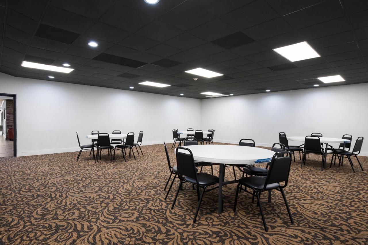 Horizon Inn & Suites Anderson Esterno foto