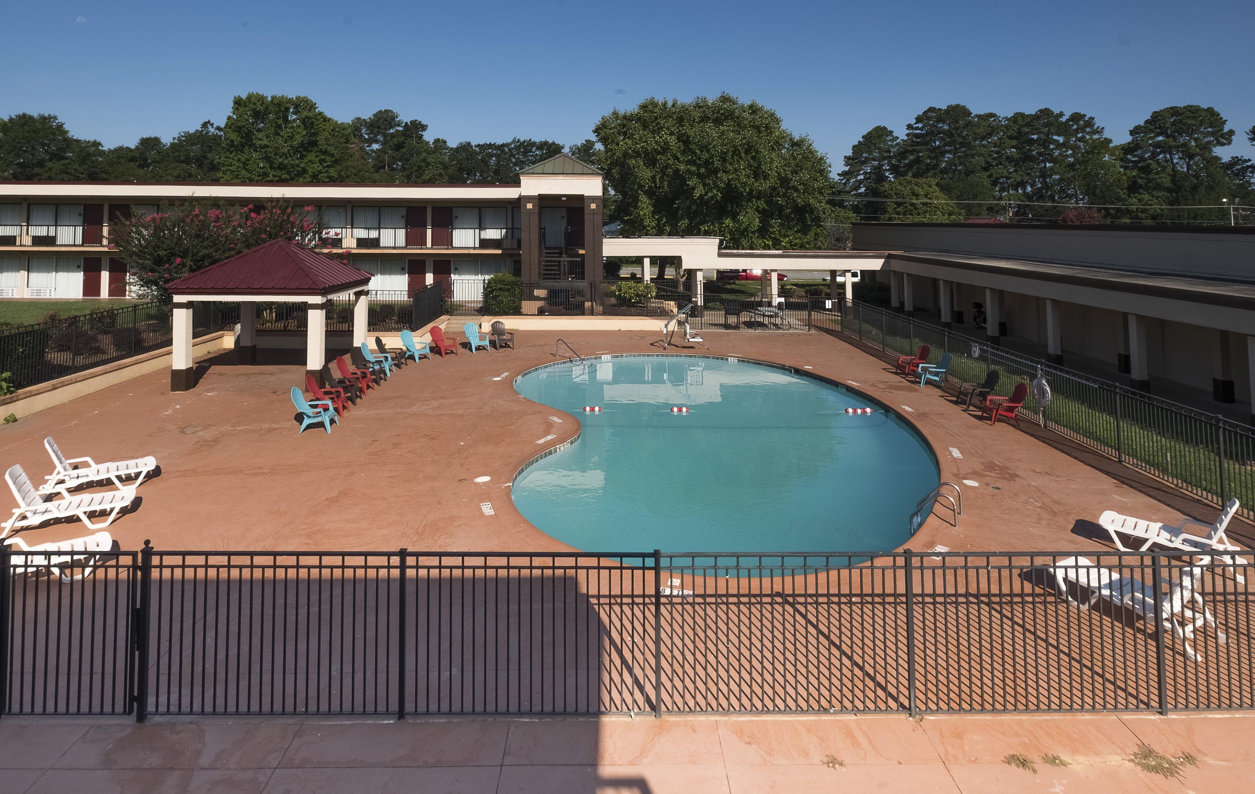 Horizon Inn & Suites Anderson Esterno foto